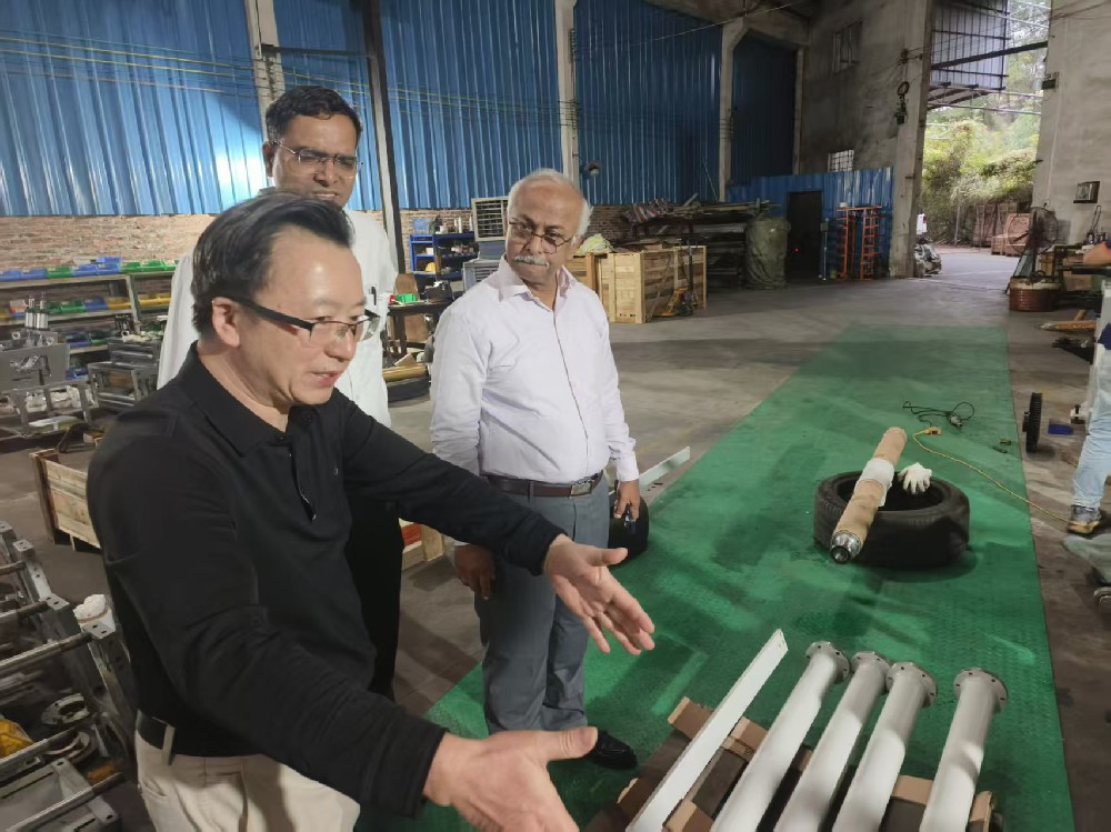 与Jindal Poly印度分部COO商洽合作，共谋无纺布印花技术新篇章